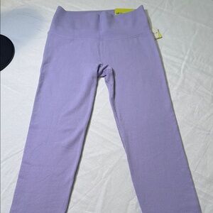 All in Motion Women’s Leggings in Lilac Purple Size M Yoga Compression